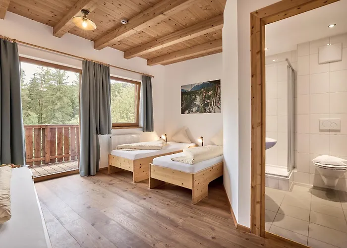 Area 47 - Tirol Otel *